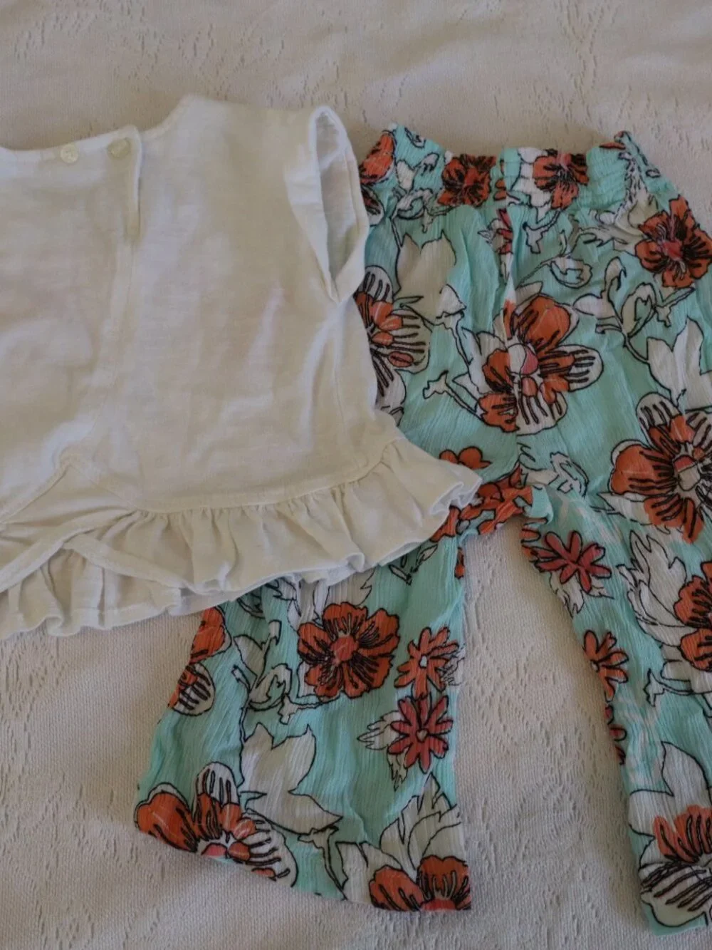 Jessica Simpson comfortable summer